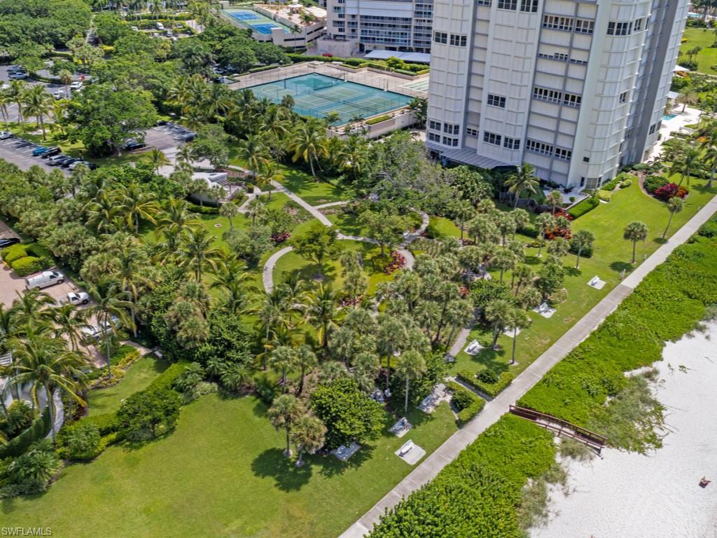 667 Park Shore Dr Property Photo 15