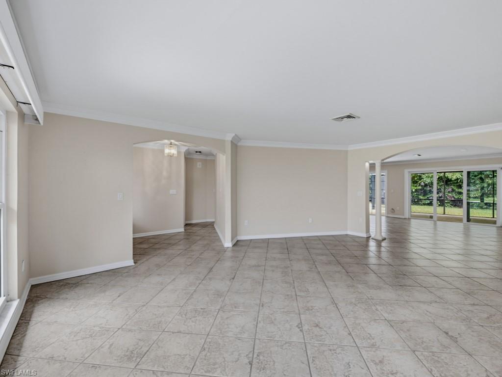 667 Park Shore Dr Property Photo 21
