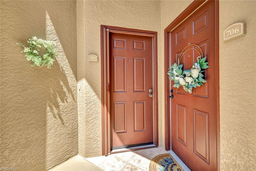 20101 Seagrove St 705 Property Photo 3