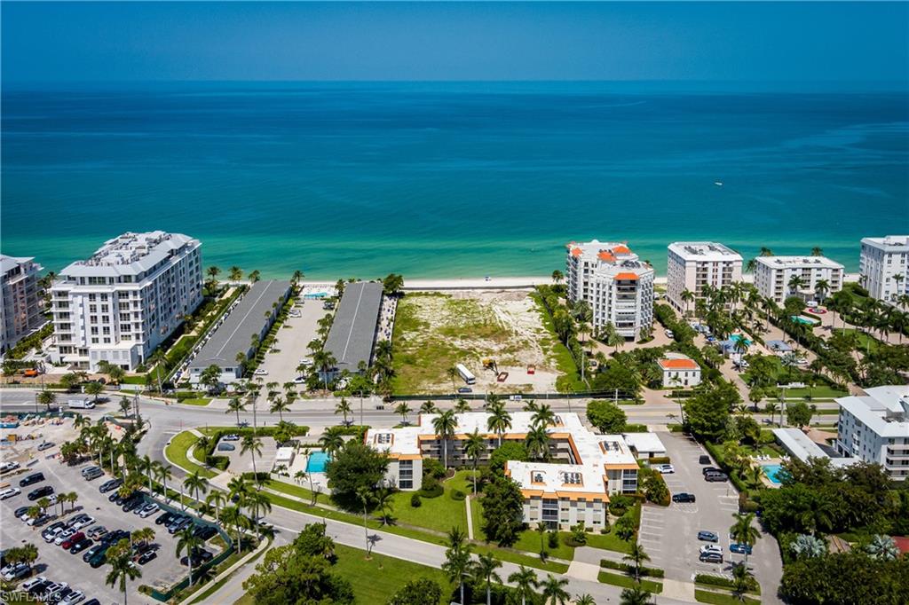 1100 Gulf Shore Blvd N 306 Property Photo 1