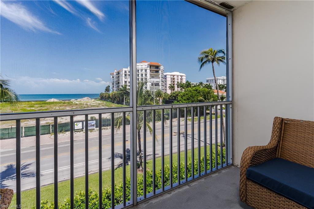 1100 Gulf Shore Blvd N 306 Property Photo 5