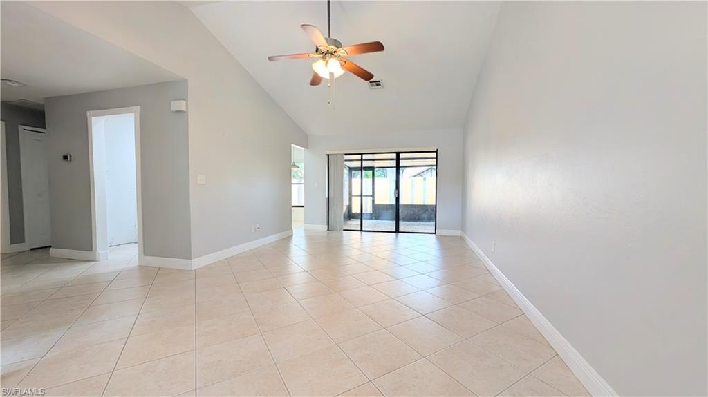 13147 Hampshire Ct Property Photo 3