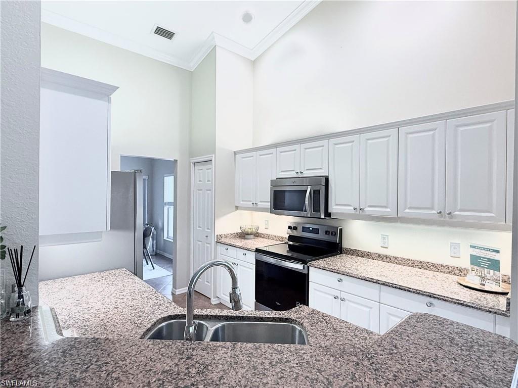 5640 Northboro Dr 201 Property Photo 8