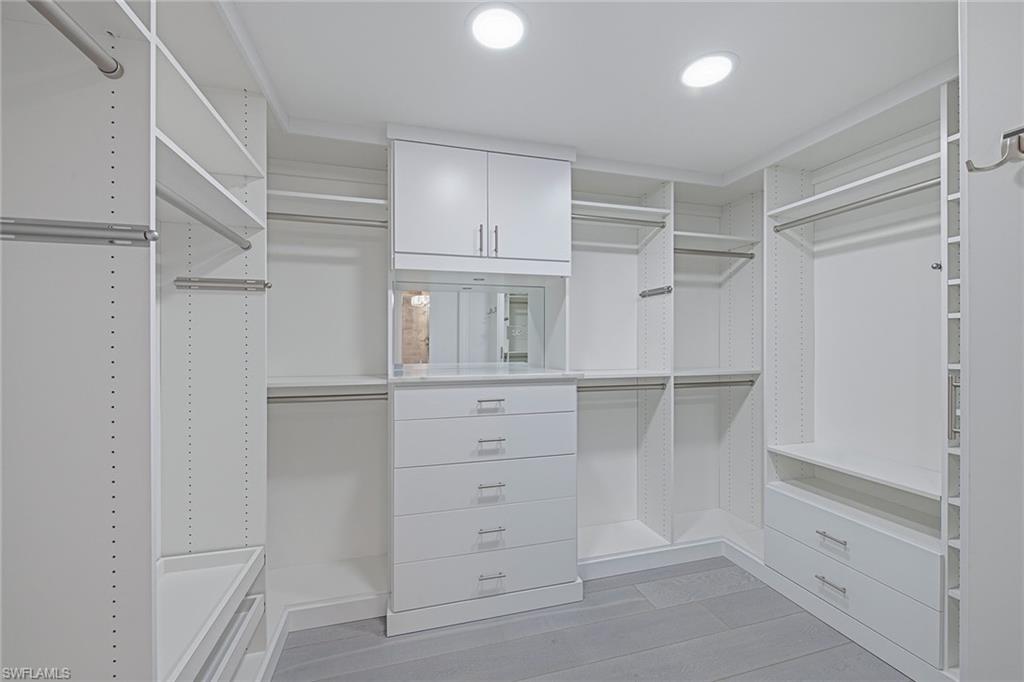 13665 Vanderbilt Dr 603 Property Photo 22