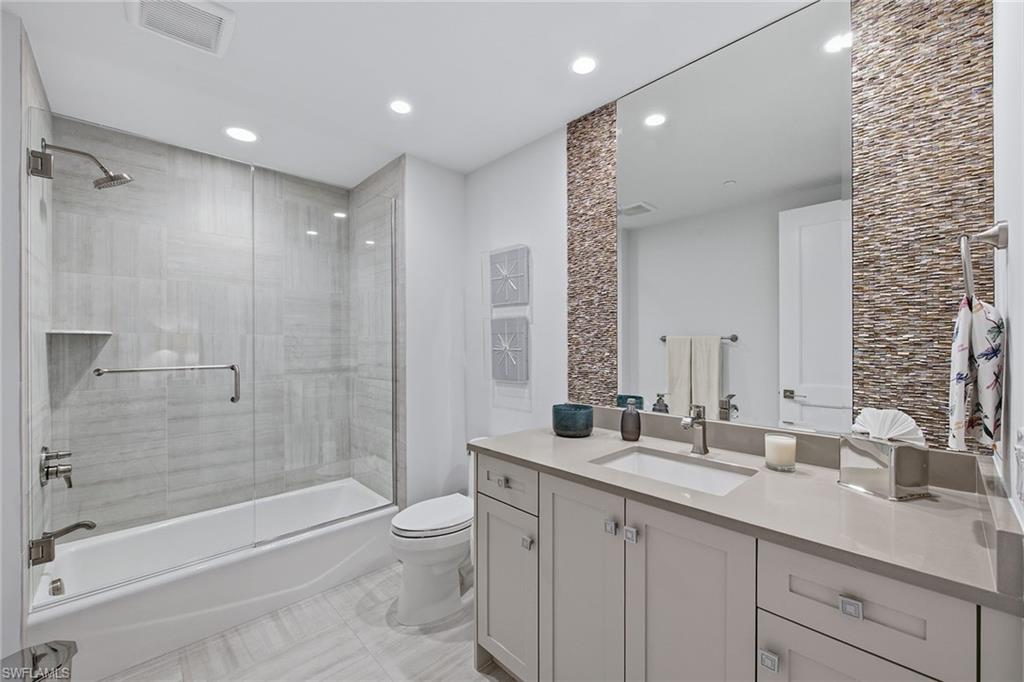 13665 Vanderbilt Dr 603 Property Photo 27