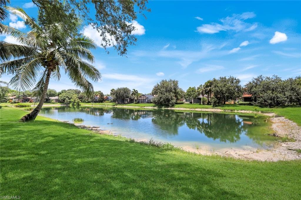1654 Triangle Palm Ter Property Photo 14