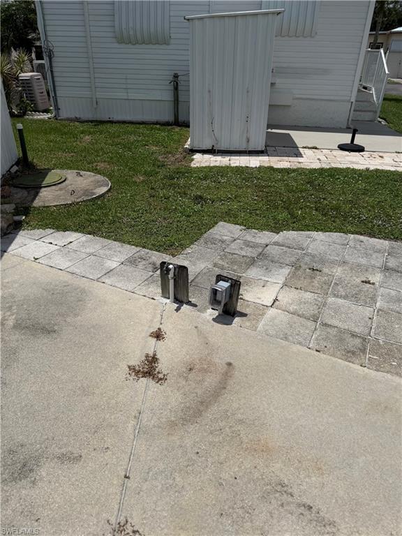 18 Jade Dr Property Photo 4