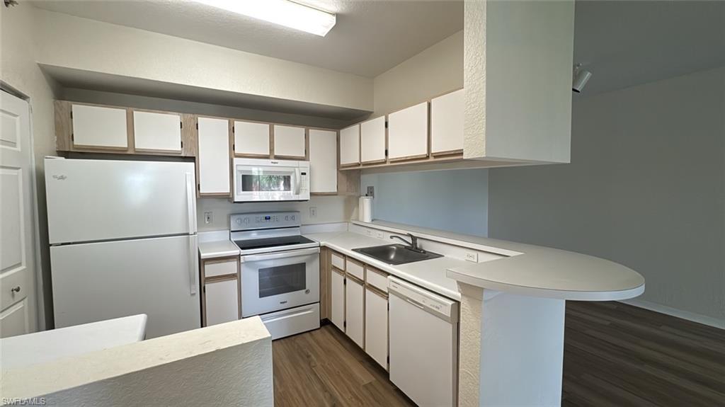 6400 Aragon Way 303 Property Photo 4