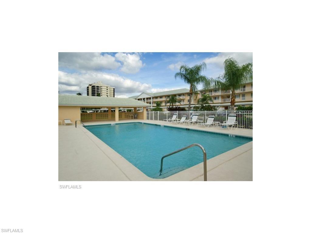 10686 Gulfshore Dr 304 A Property Photo 26
