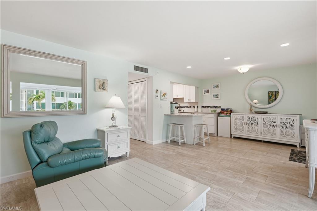 1065 Gulf Shore Blvd N 108 Property Photo 2