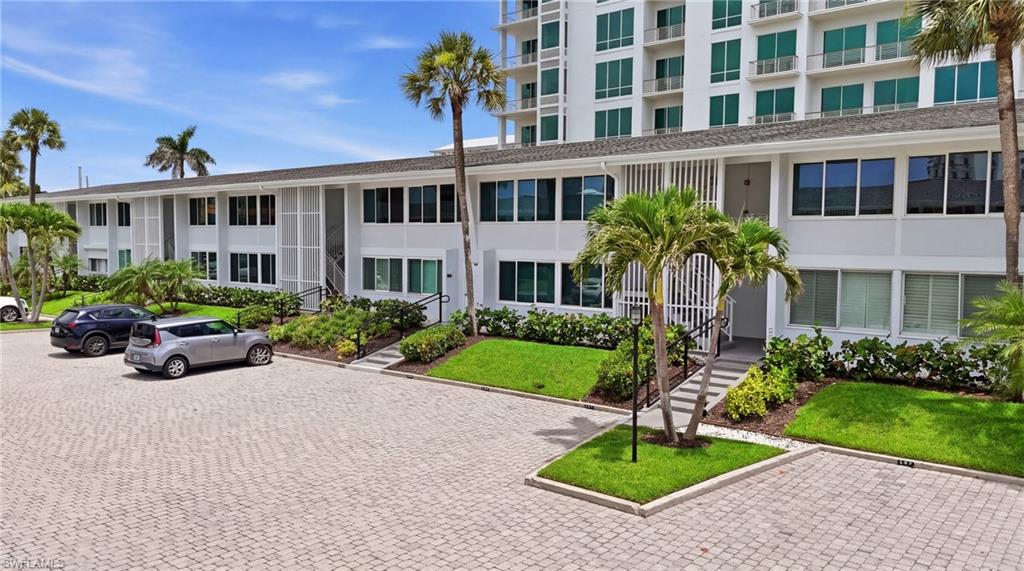 1065 Gulf Shore Blvd N 108 Property Photo 28