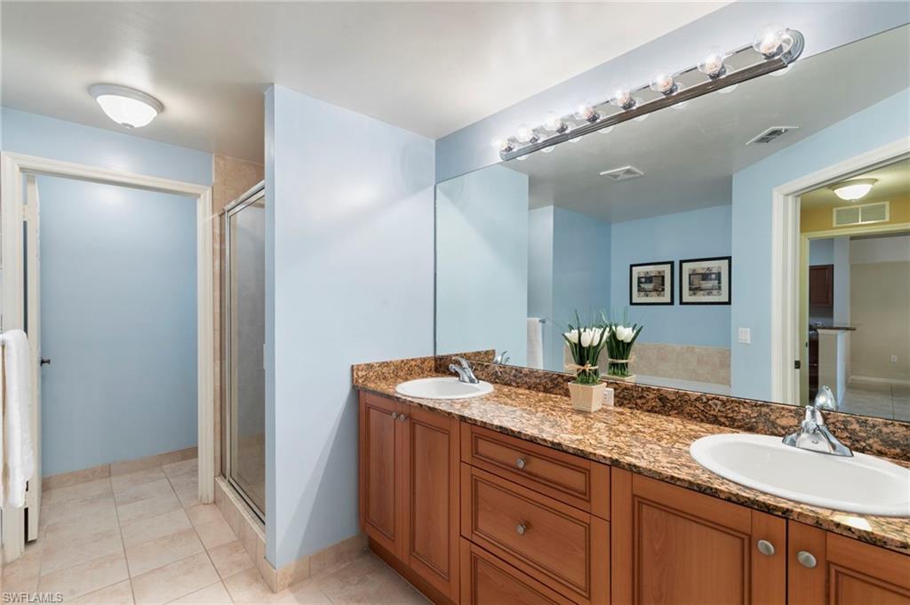 10009 Villagio Gardens Ln 203 Property Photo 8