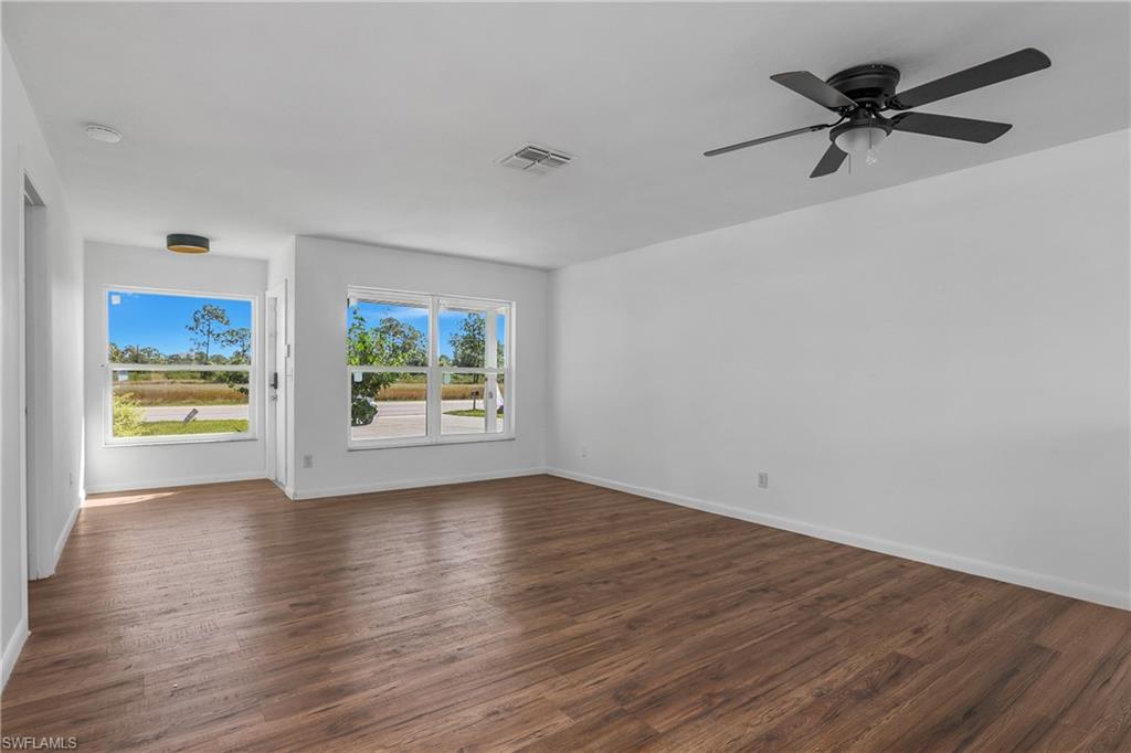 1143 Joel Blvd Property Photo 6