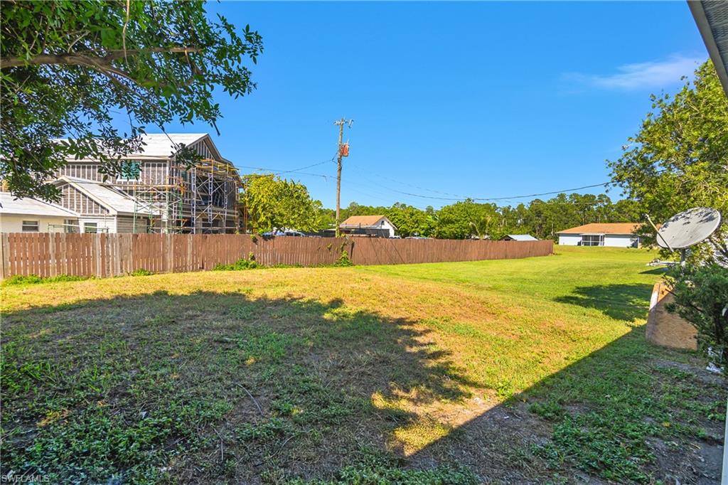 1143 Joel Blvd Property Photo 12