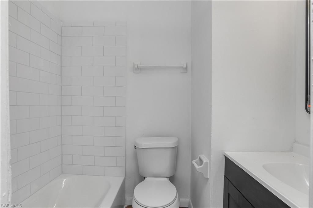 1143 Joel Blvd Property Photo 16