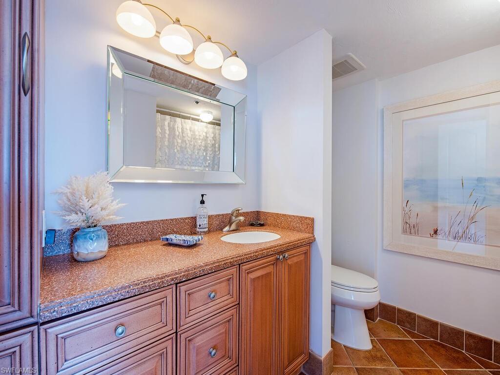 5501 Heron Point Dr 503 Property Photo 11