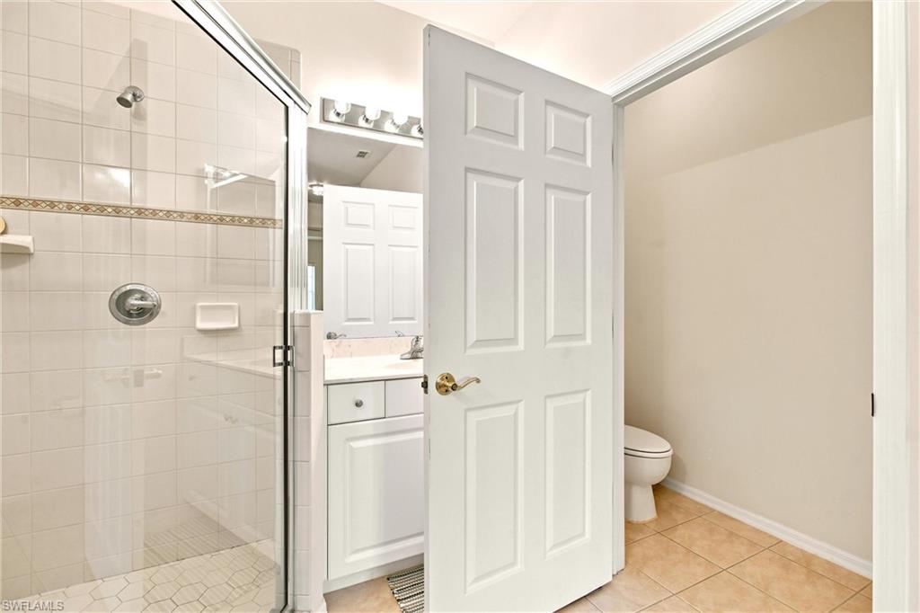 4874 Hampshire Ct 303 Property Photo 19