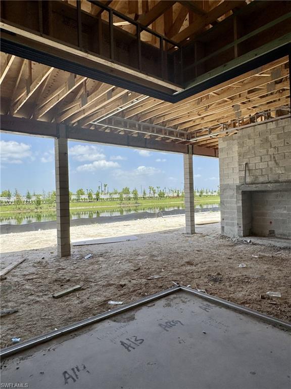 25590 Crystal Shore Dr Property Photo 3