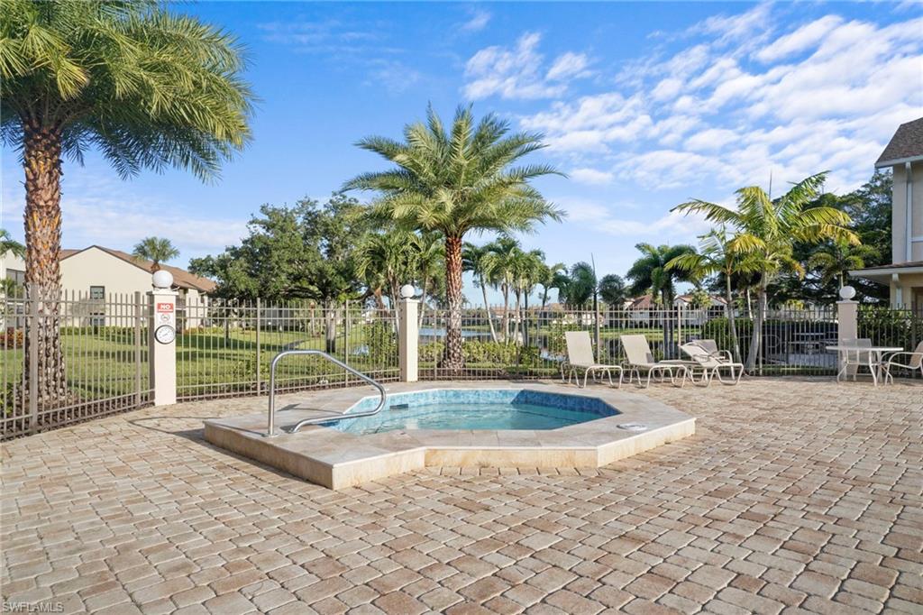 8302 Charter Club Cir 6 Property Photo 47