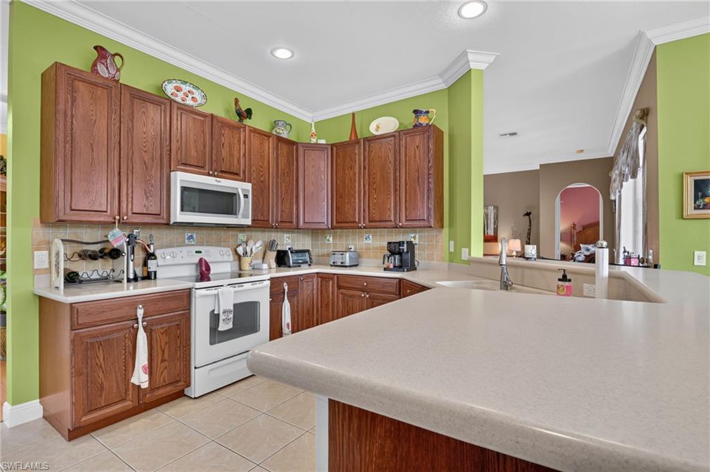 24908 Fairwinds Ln Property Photo 14