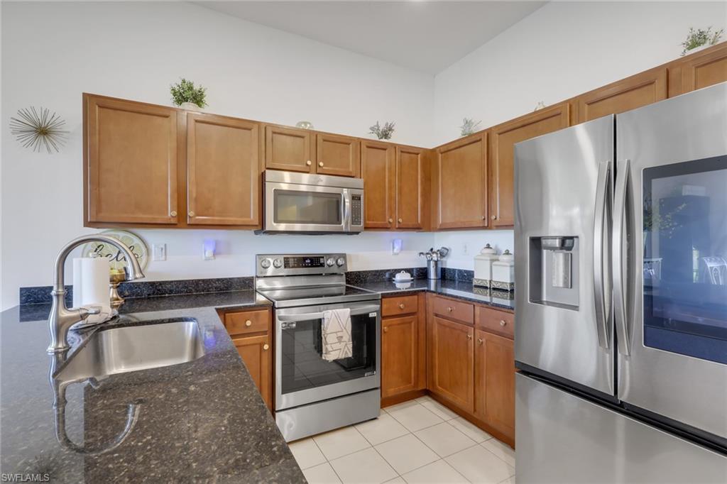 5289 Beckton Rd Property Photo 10
