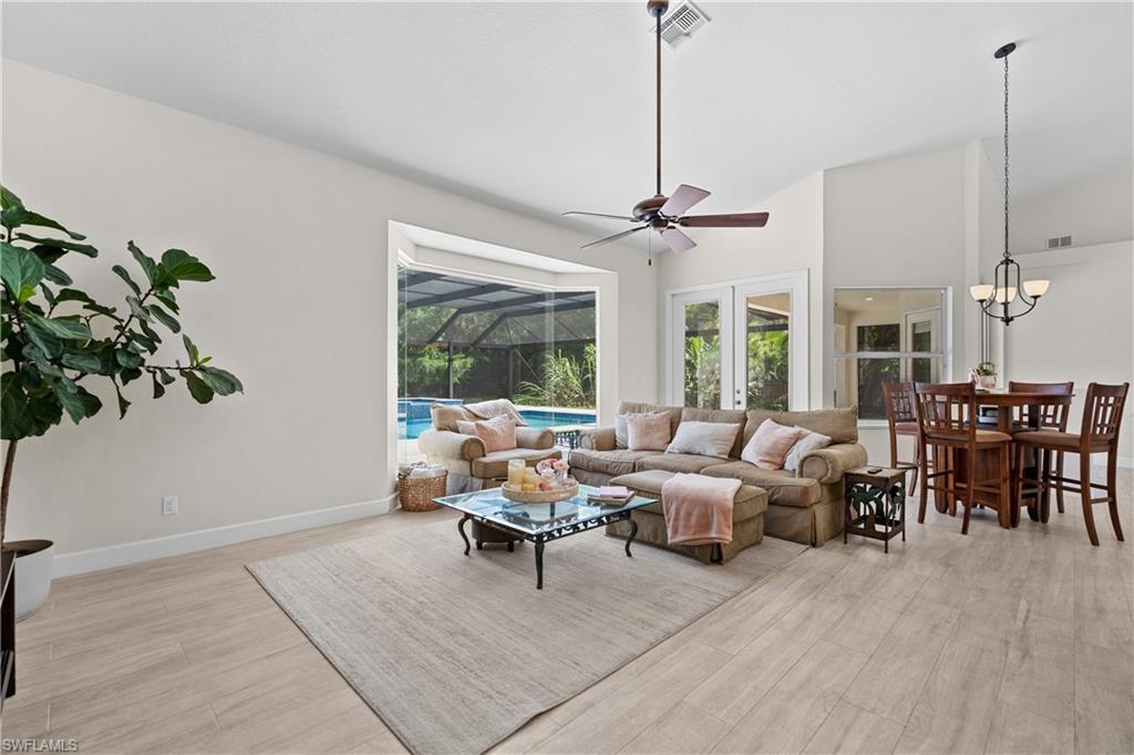 6521 Livingston Woods Ln Property Photo 15