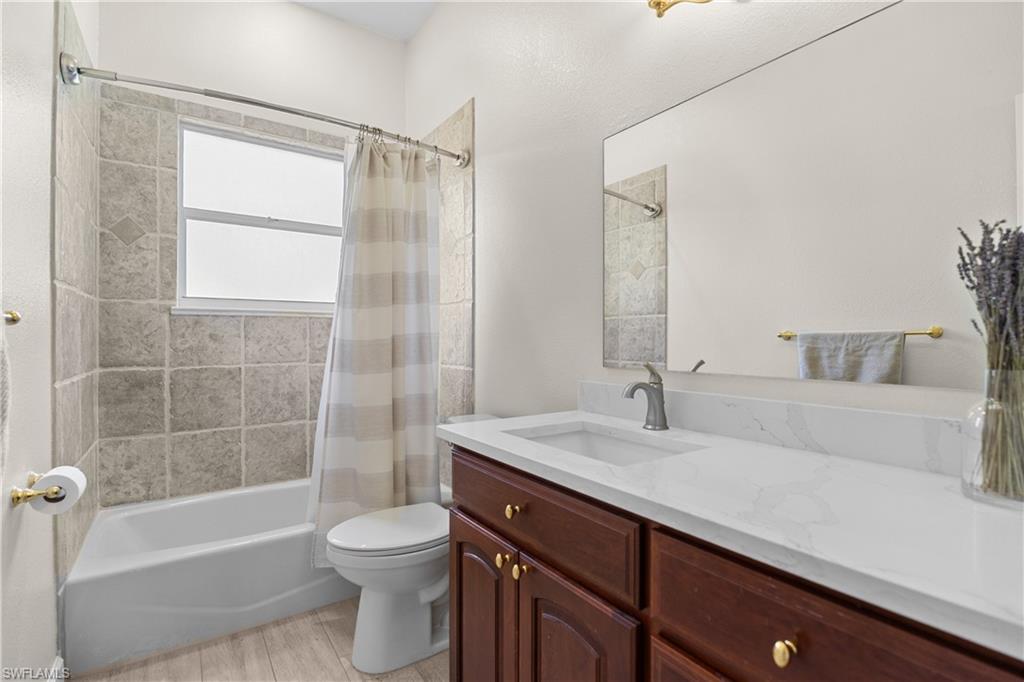 6521 Livingston Woods Ln Property Photo 20