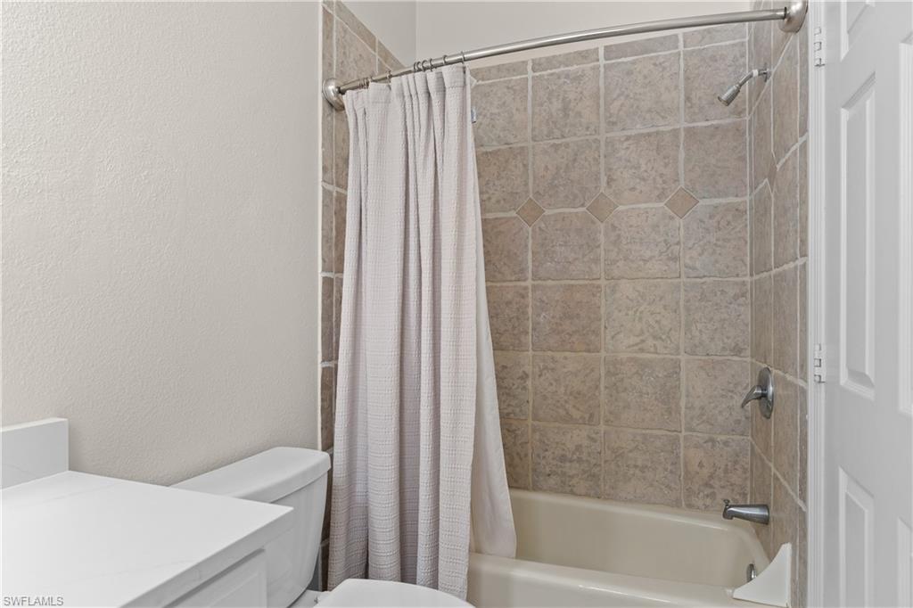 6521 Livingston Woods Ln Property Photo 21