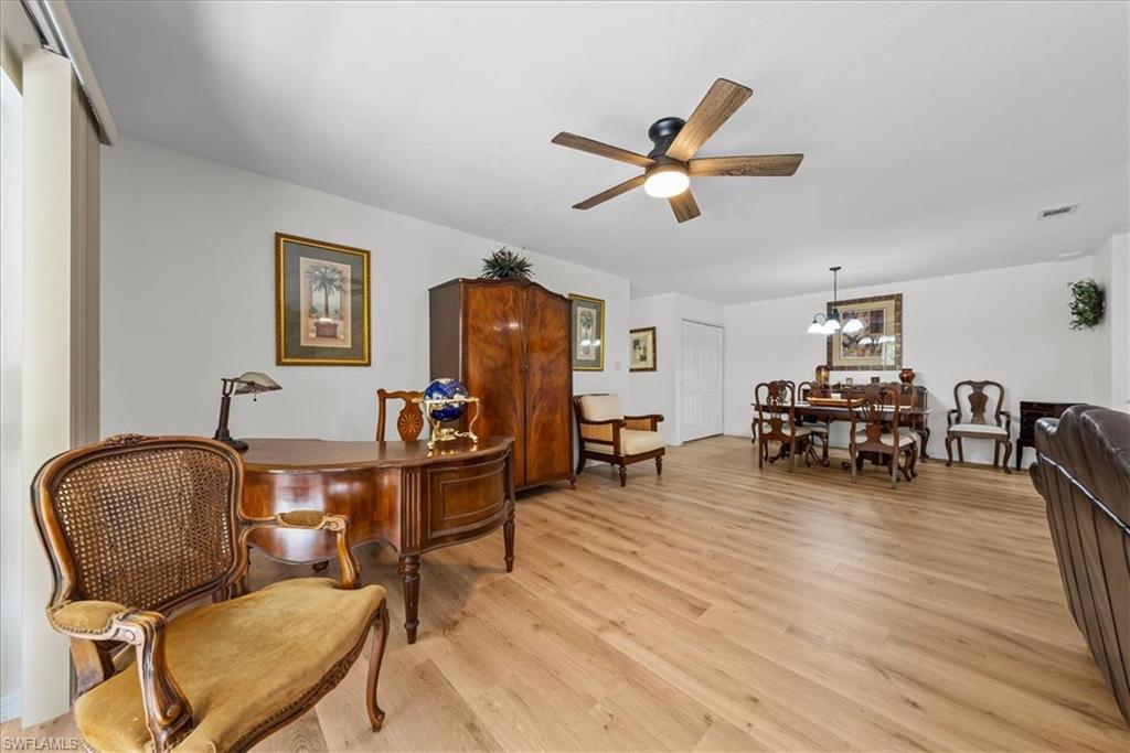 925 Palm View Dr 111 Property Photo 13