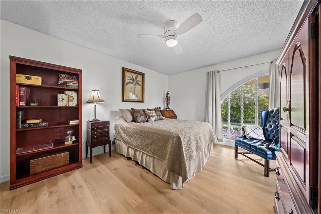 925 Palm View Dr 111 Property Photo 14