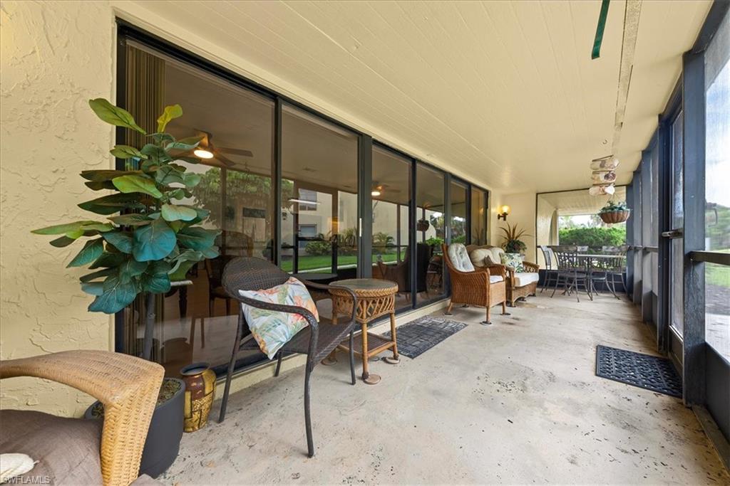 925 Palm View Dr 111 Property Photo 24
