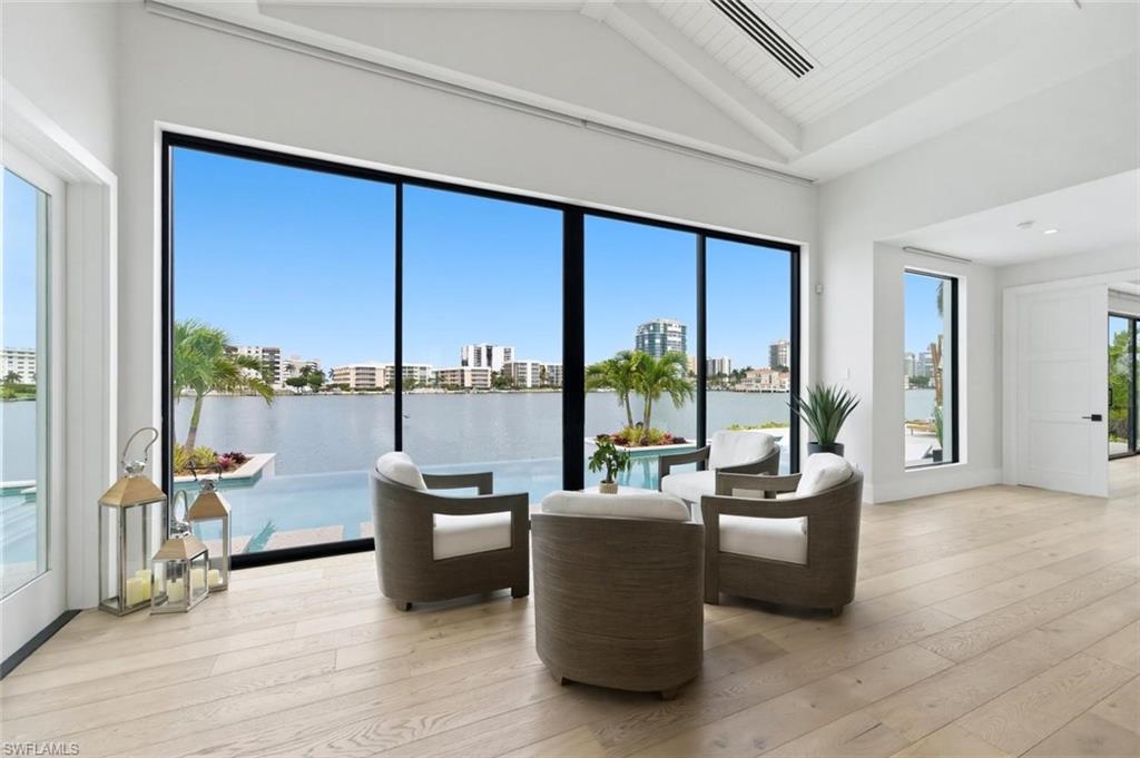 200 Bahia Pt Property Photo 6