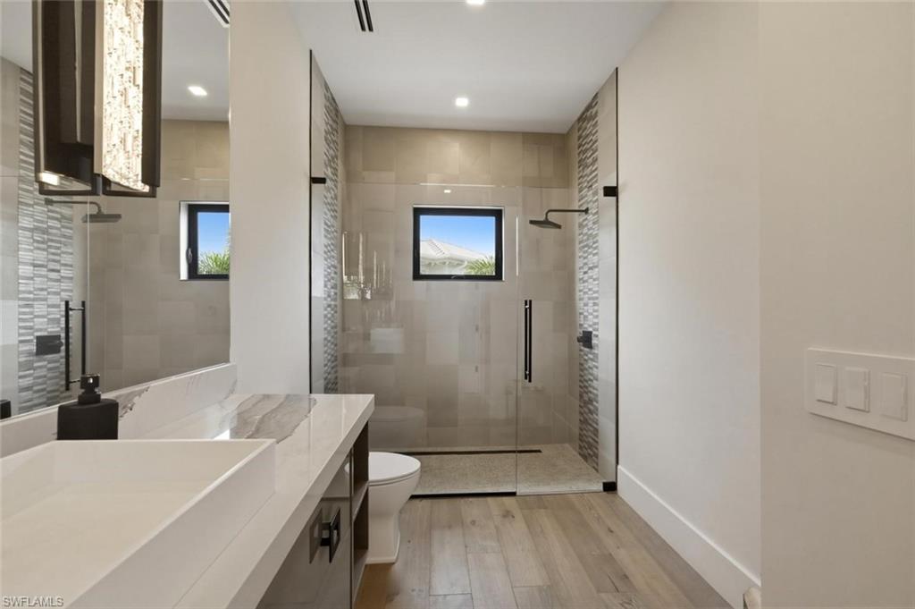 200 Bahia Pt Property Photo 36