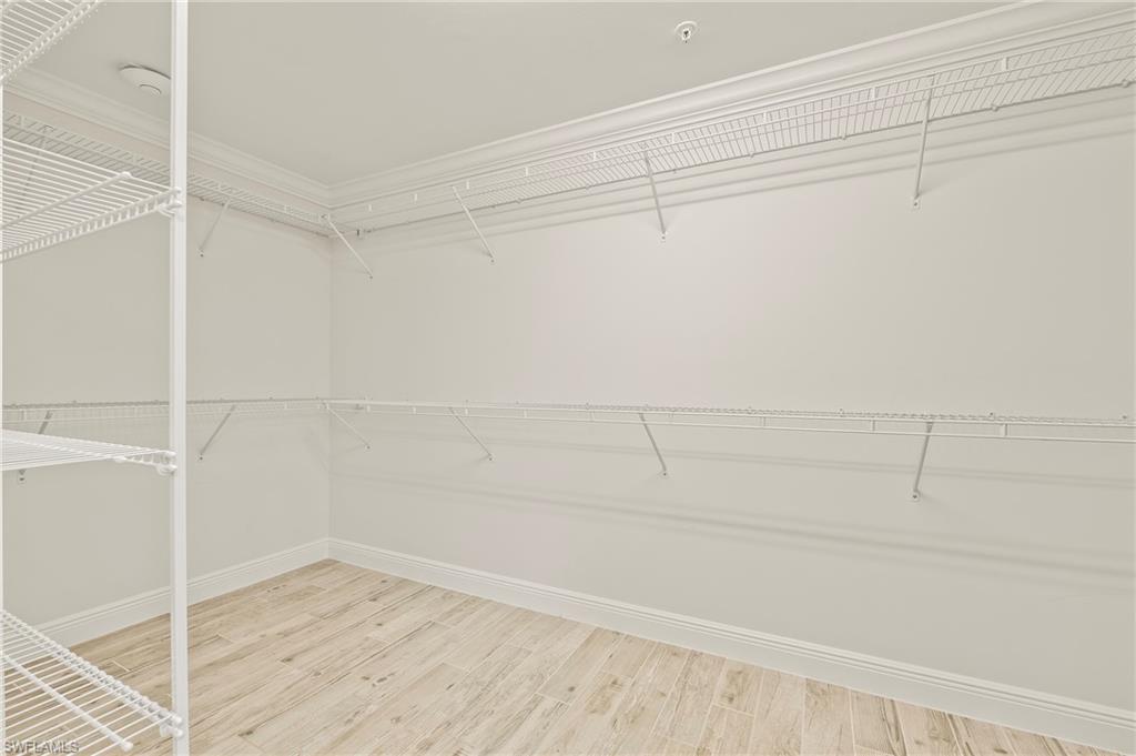 6954 Avalon Cir 703 Property Photo 14
