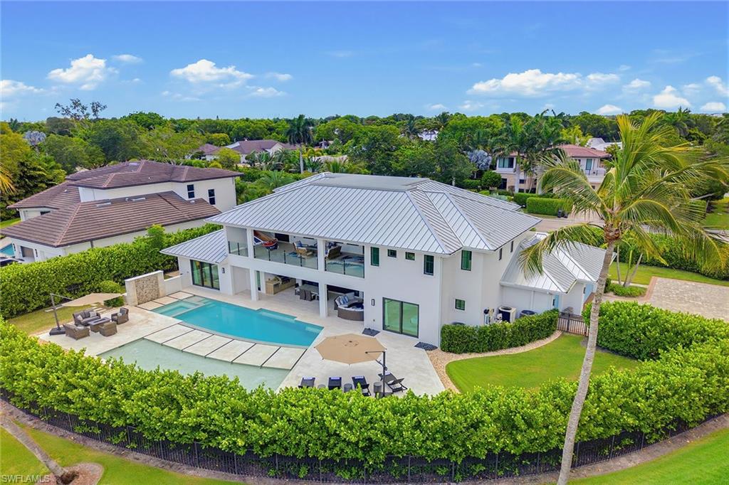 692 Banyan Blvd Property Photo 11