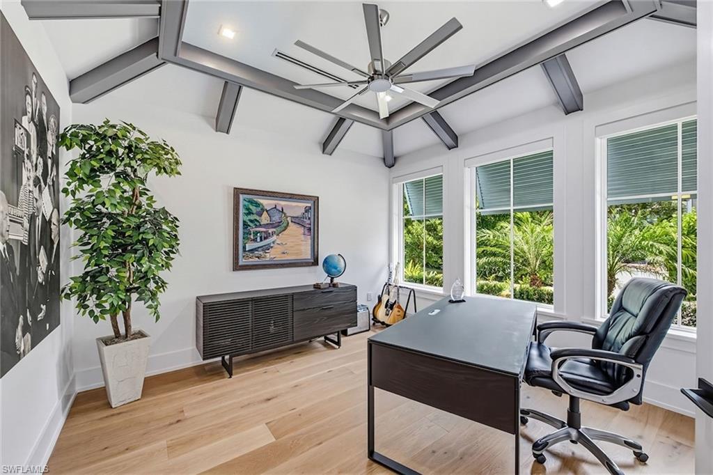 692 Banyan Blvd Property Photo 15