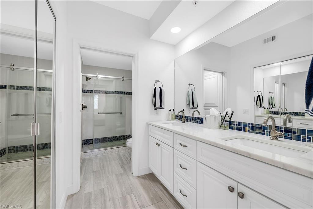 7671 Pebble Creek Cir 105 Property Photo 20