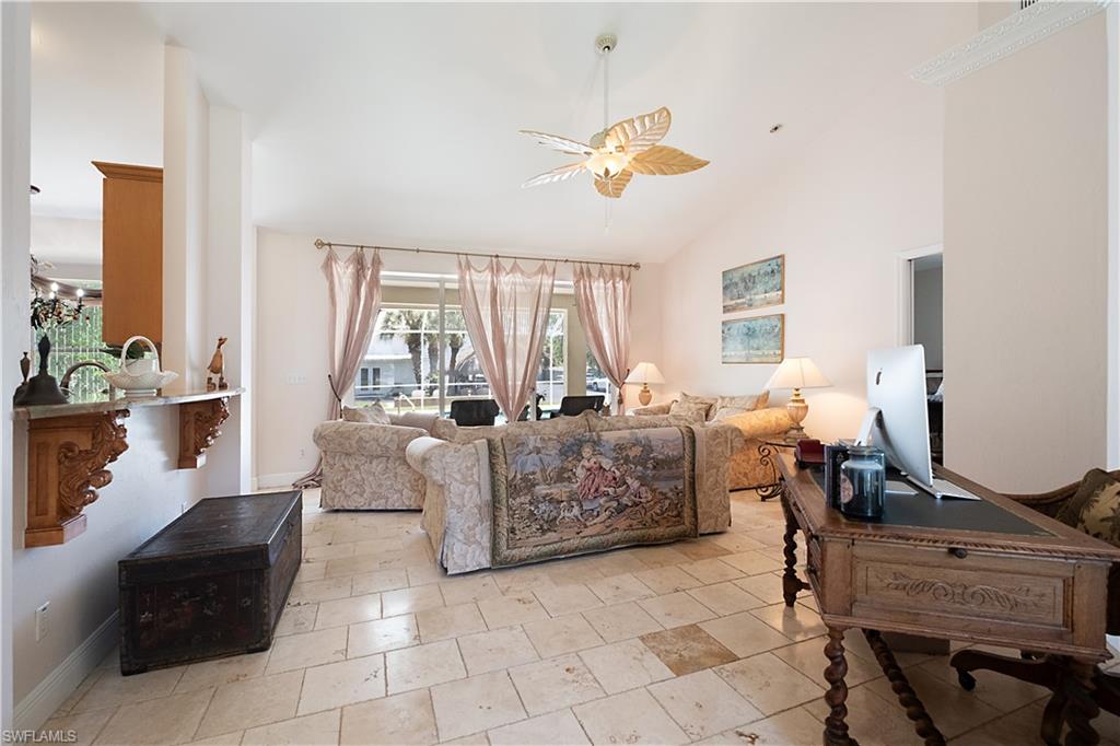 6761 Golden Gate Pkwy Property Photo 6