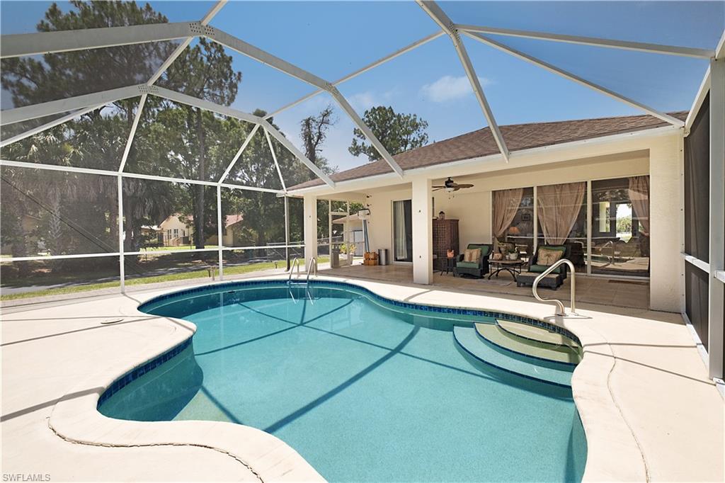 6761 Golden Gate Pkwy Property Photo 19