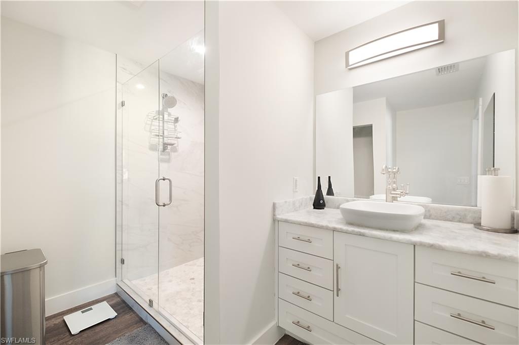6761 Golden Gate Pkwy Property Photo 30
