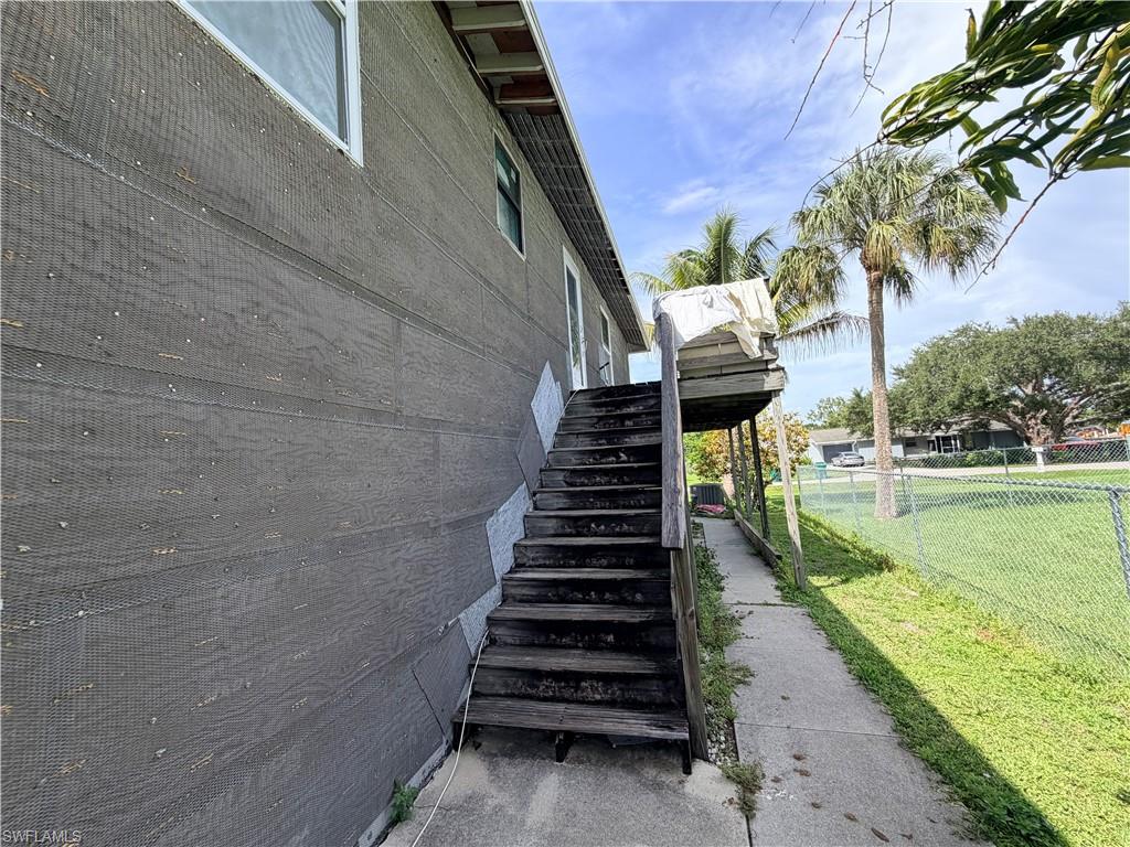 125 4th St Property Photo 7