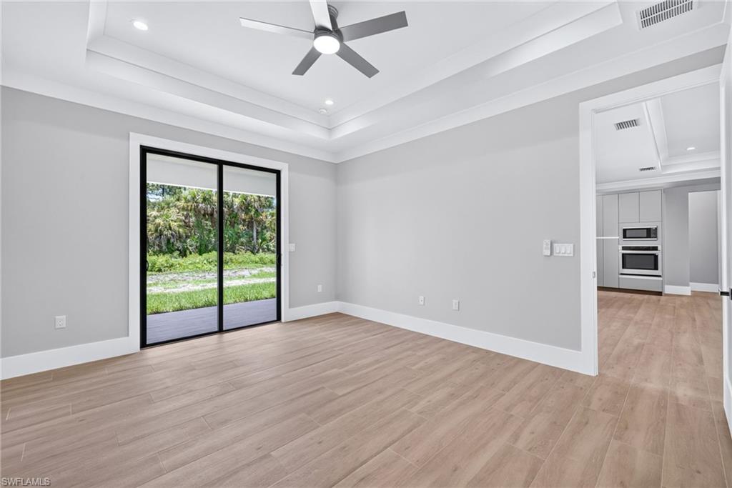 1867 Everglades Blvd N Property Photo 18