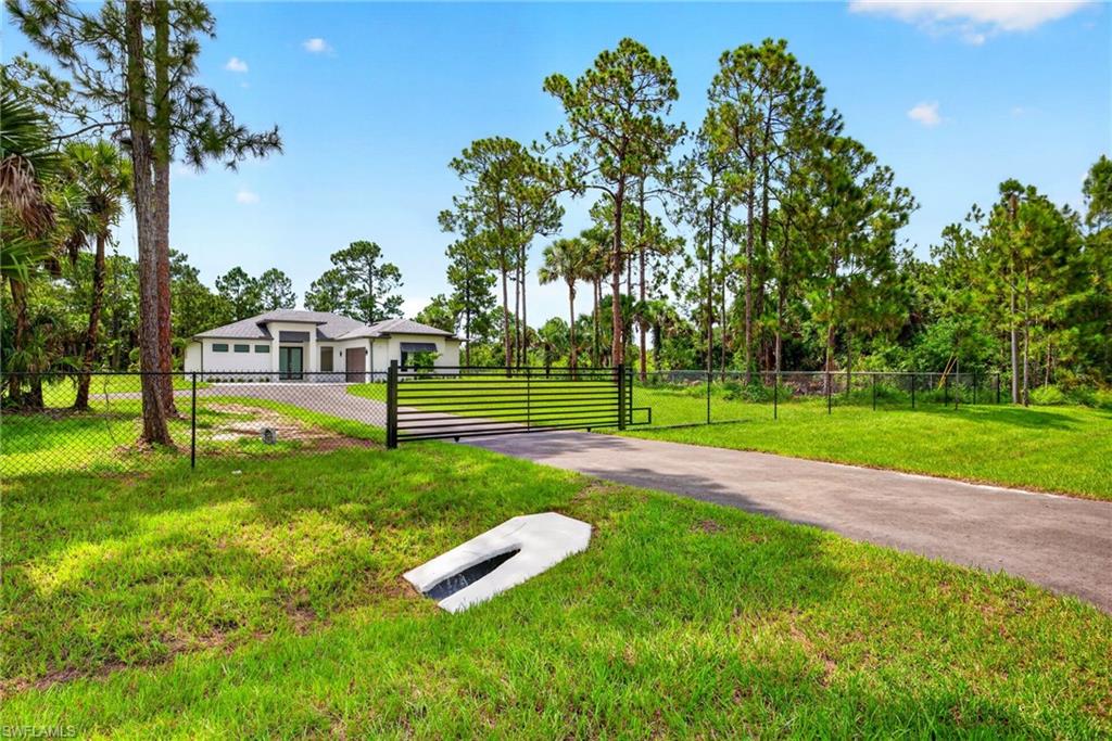 1867 Everglades Blvd N Property Photo 32