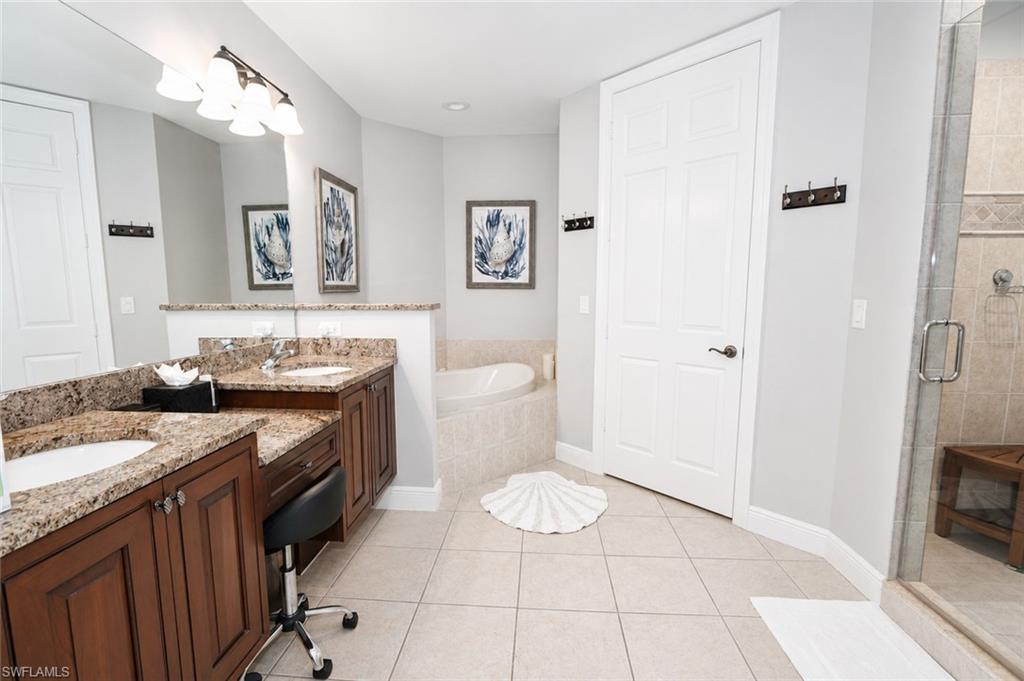 27016 Adriana Cir 202 Property Photo 8