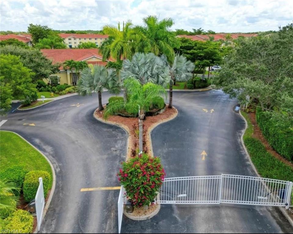 8274 Key Royal Cir 1033 Property Photo 35