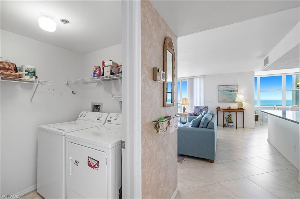 5550 Heron Point Dr 1404 Property Photo 14