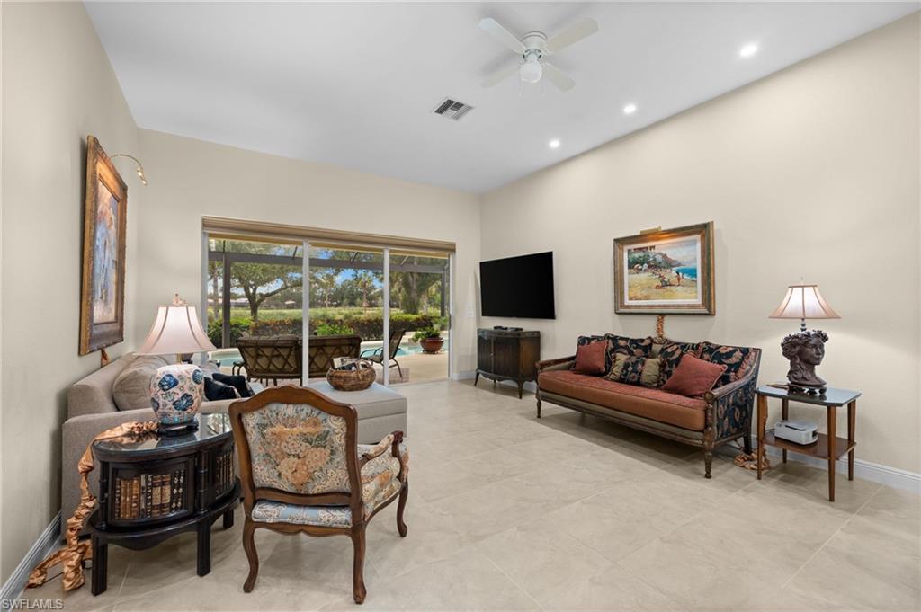 973 Tierra Lago Way Property Photo 3