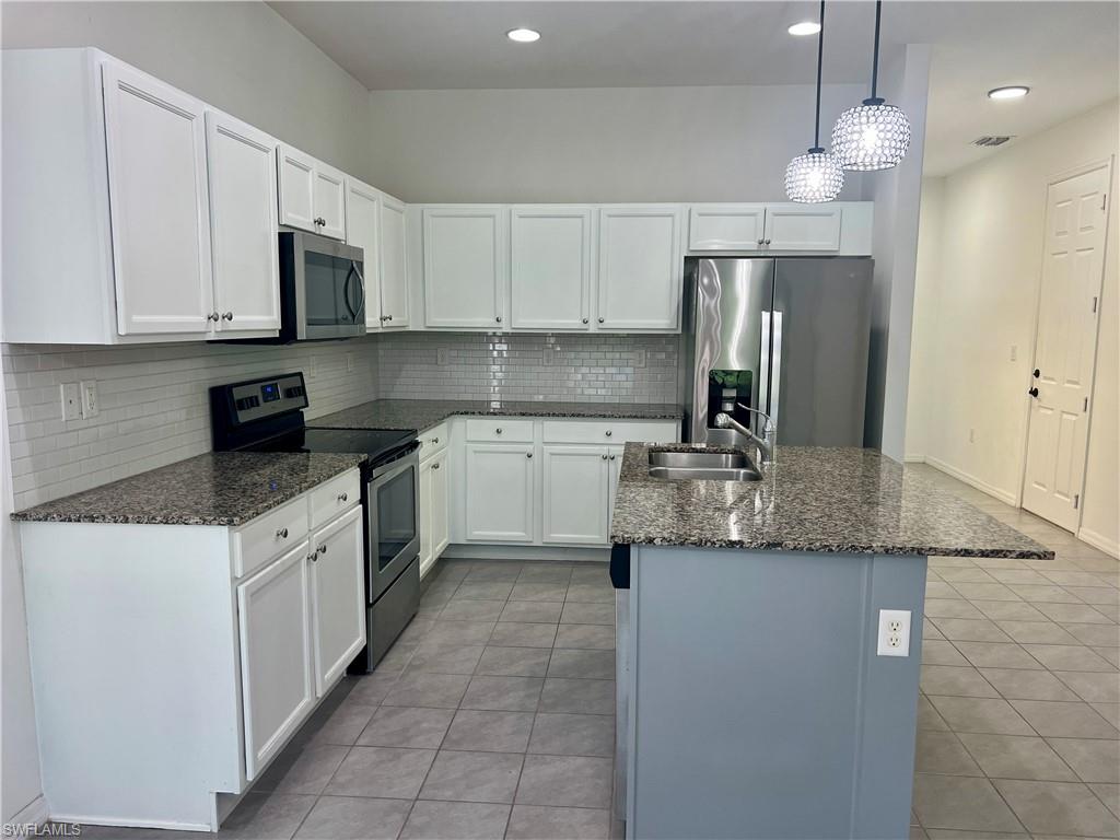 5507 Useppa Dr Property Photo 4
