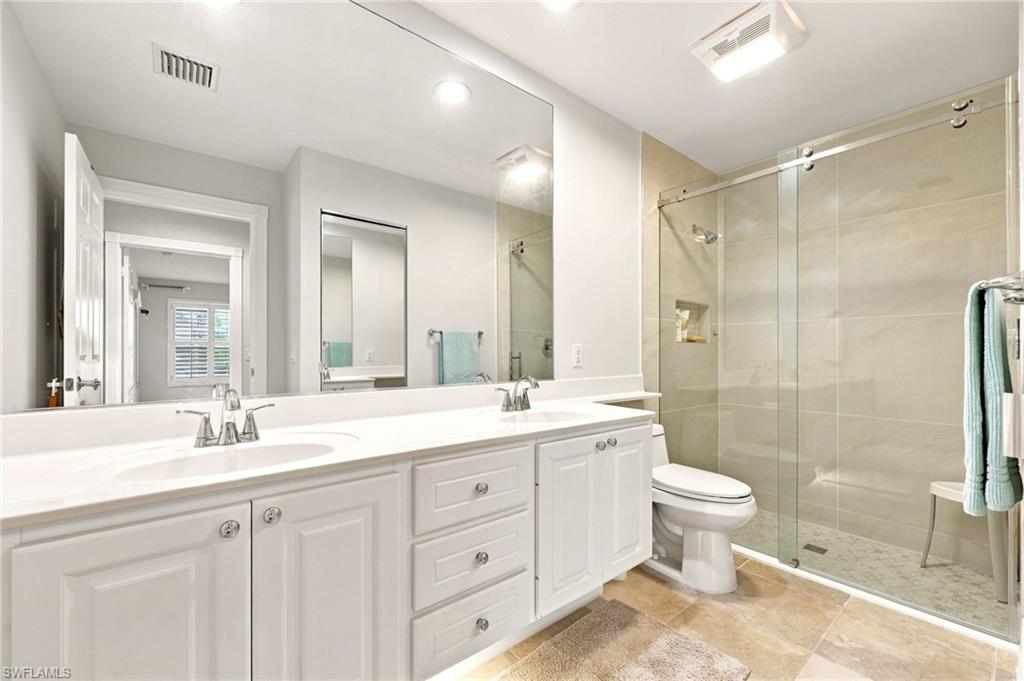 7704 Rozzini Ln Property Photo 23