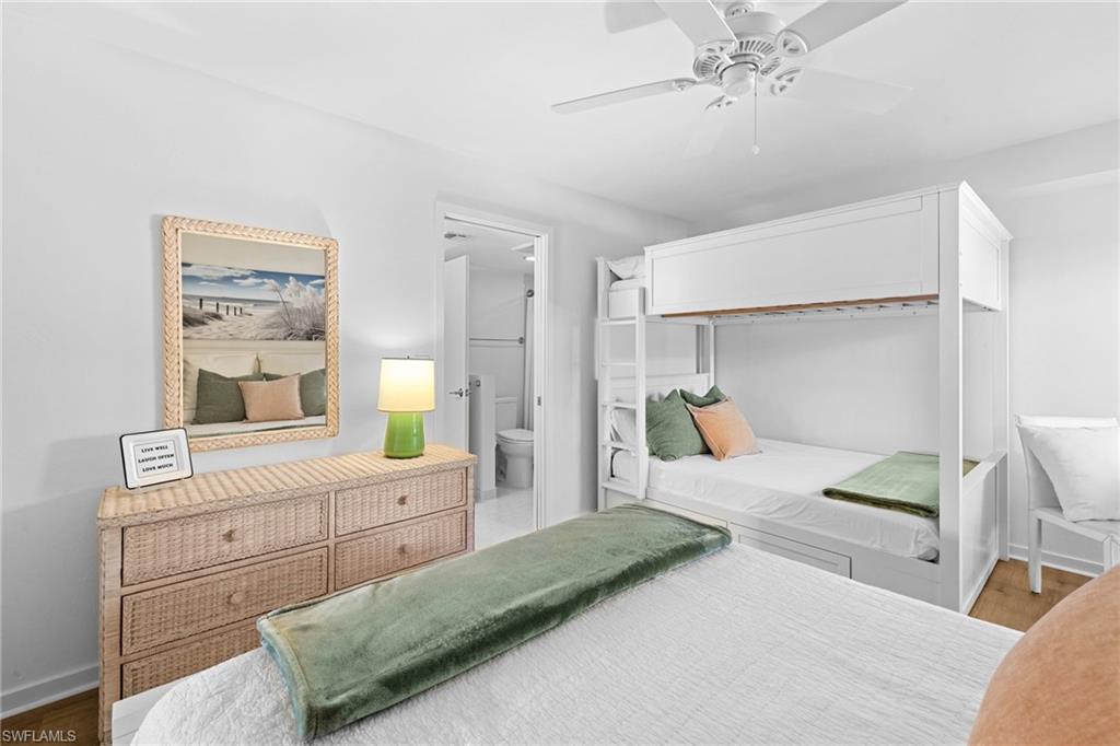 6710 Pelican Bay Blvd 422 Property Photo 25